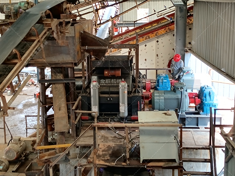 時產100噸和200噸的石灰石生產線，選擇的液壓對輥草莓视频APPIOS有何不同？